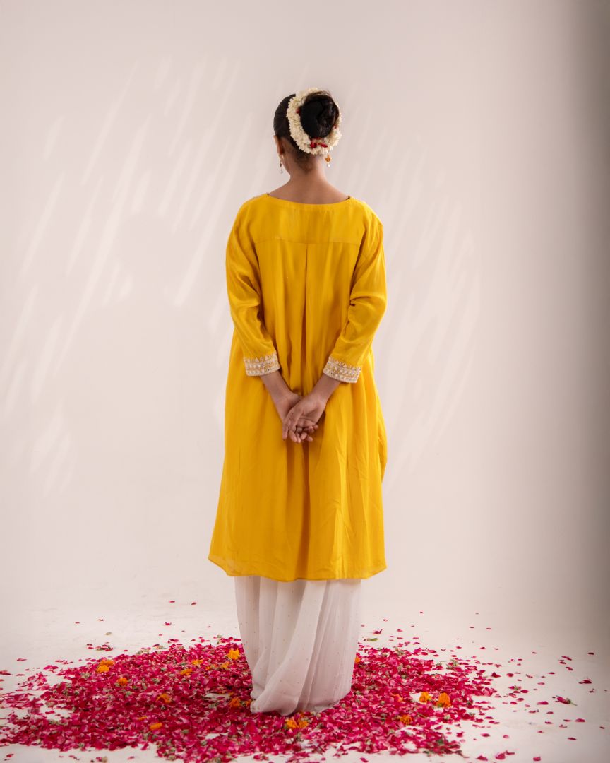 Haldi noor